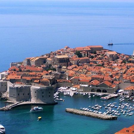 Luxury Apartment At The Beach Dubrovnik Exterior photo